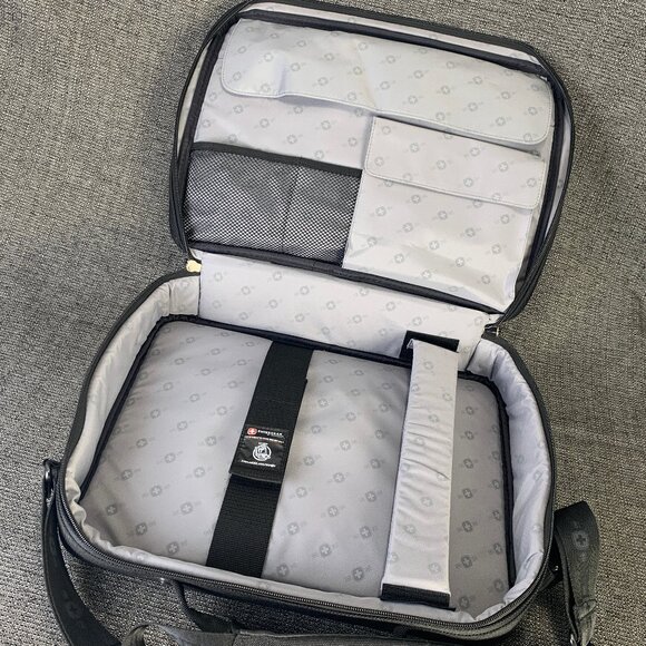 SwissGear 17” Laptop Case - shoulder wenger computer carry-on travel tote bag - Picture 12 of 13